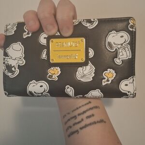 Loungefly Peanuts Snoopy Wallet